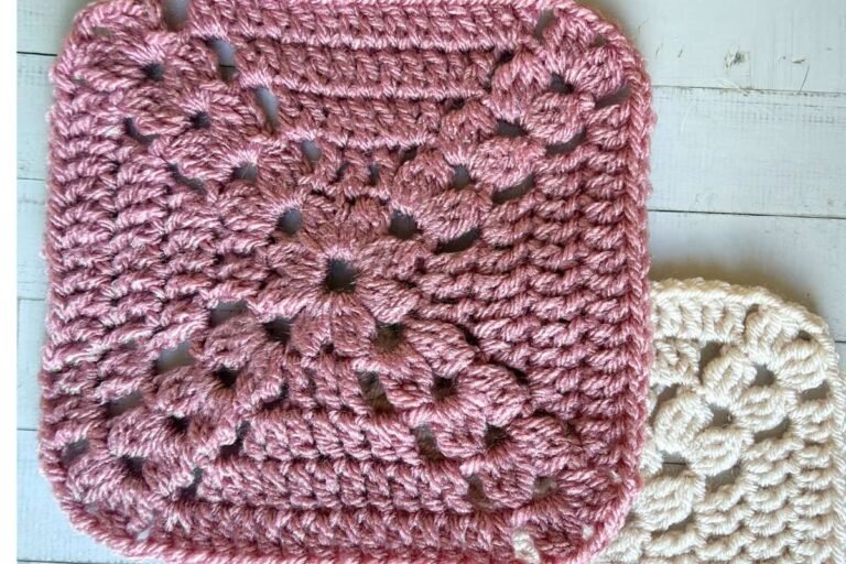 crochet farmhouse granny square