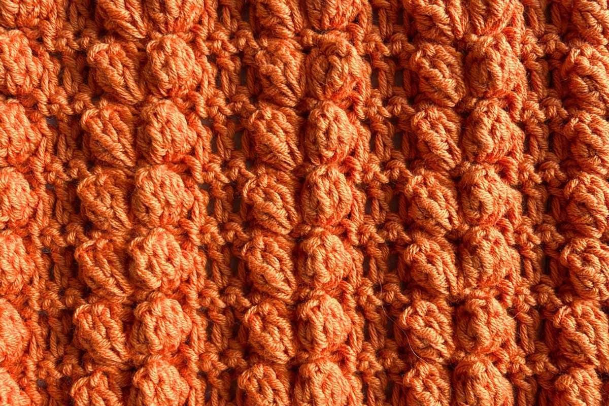 Swatch of the crochet paired hearts stitch