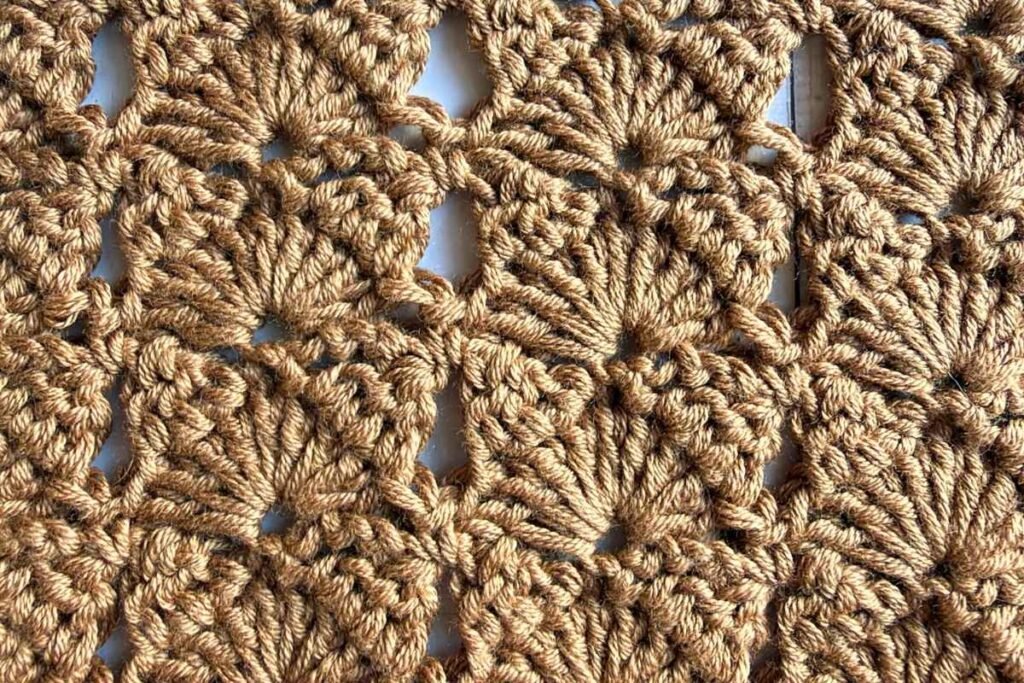 Swatch of the crochet boxed shell stitch